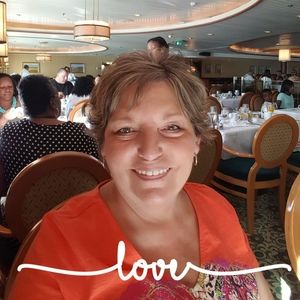 Meet your Posher, Peggy